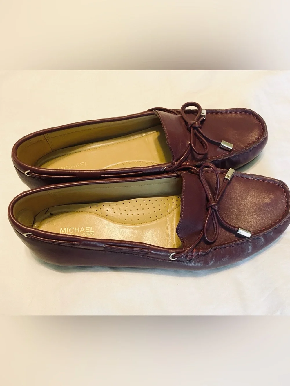 MK Michael Kors Sutton Leather Moccasin Loafer Maroon 8.5 EUC